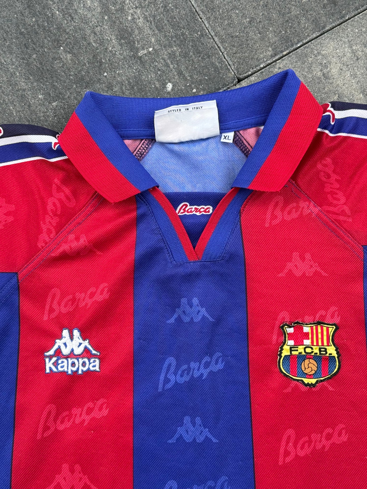 Barcelona 1995/1997 Home Shirt (XL)