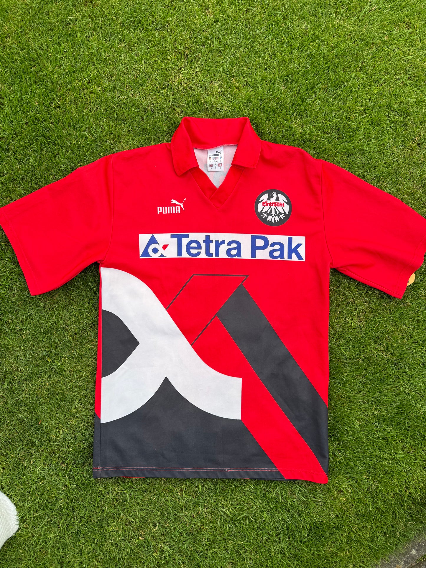 Frankfurt 1993/1994 Home Shirt (#10 Okocha) (S)