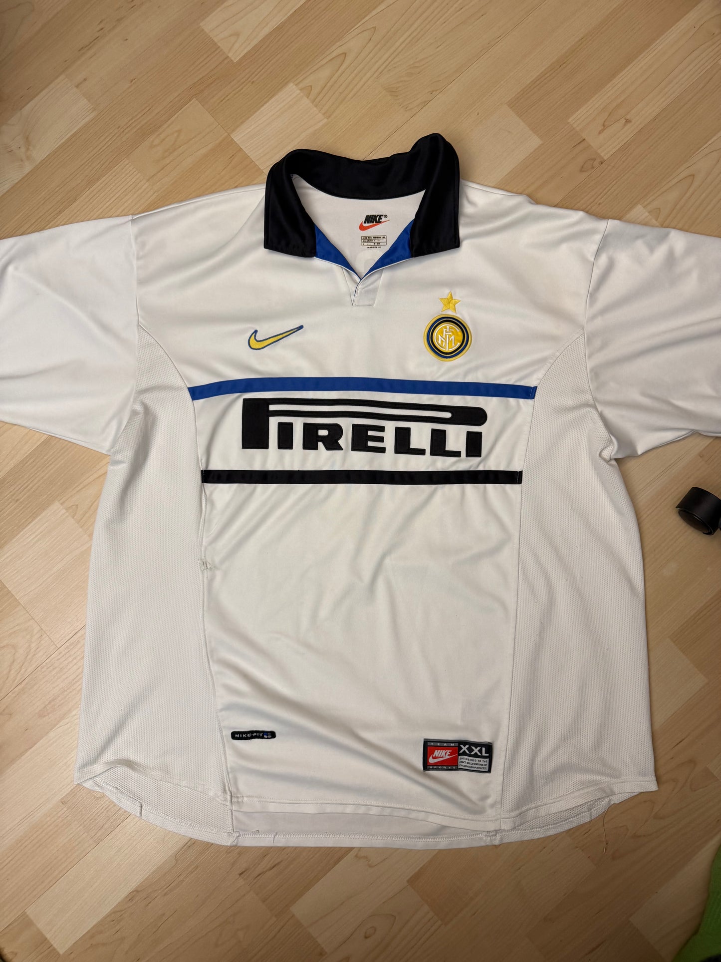 Inter Milan 1998/1999 Away Shirt (#10 Baggio) (XXL)