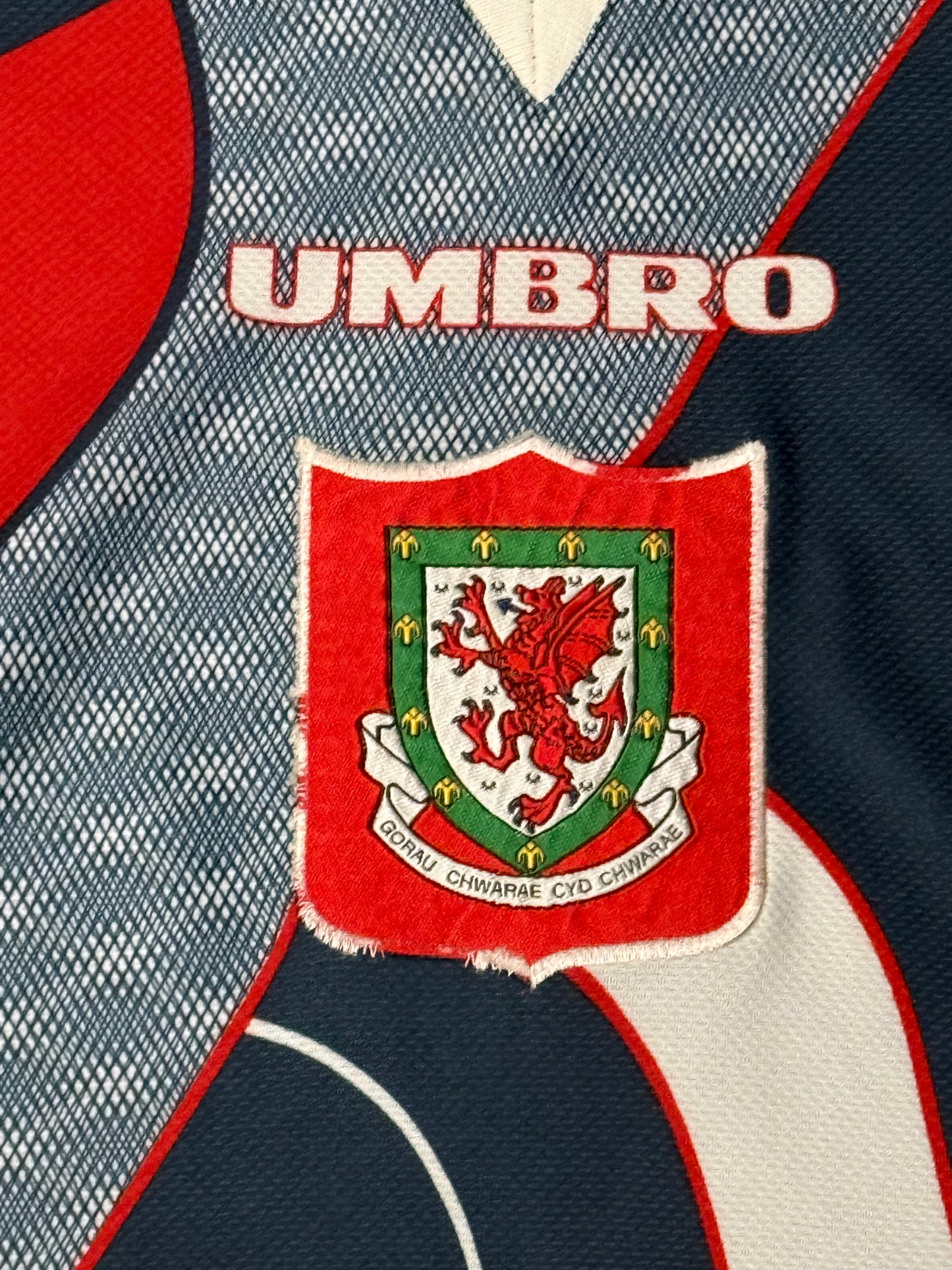 Wales 1995/1996 Away Shirt (XL)