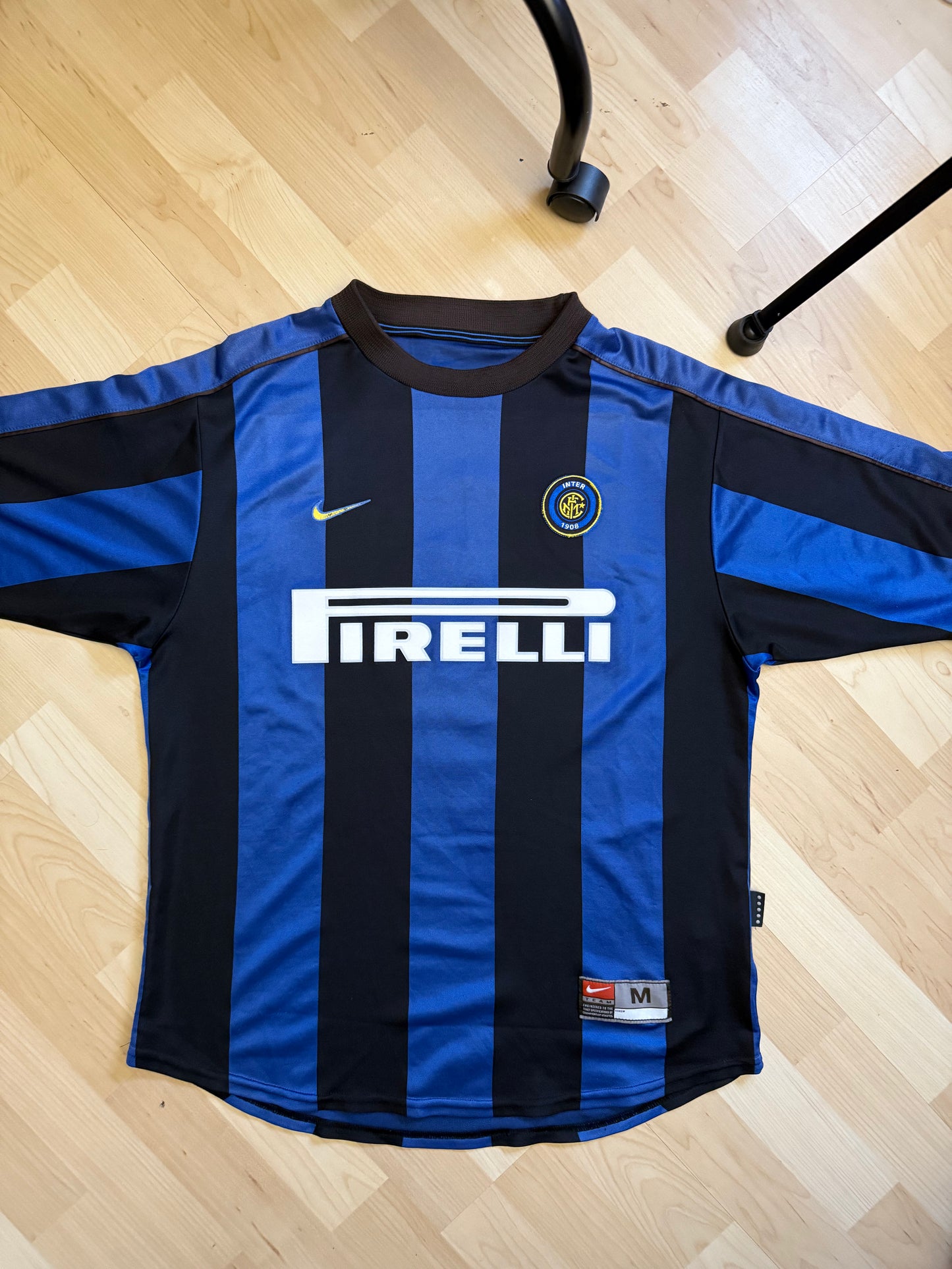 Inter Milan 1999/2000 Home Shirt (#9 Ronaldo) (M/L)