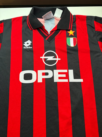 AC Milan 1996/1997 Home Shirt #9 Weah (M)