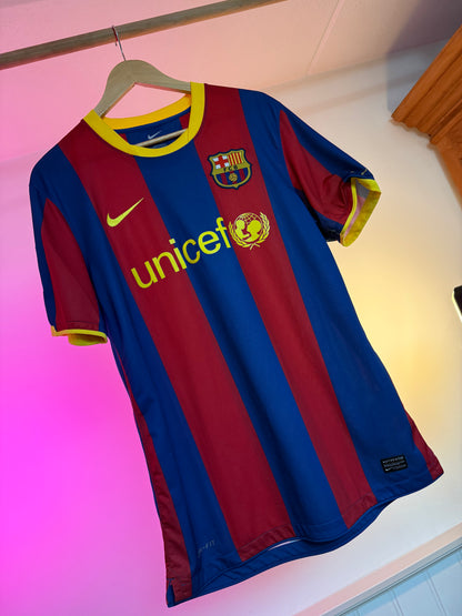 Barcelona 2010/2011 Home Shirt (L)