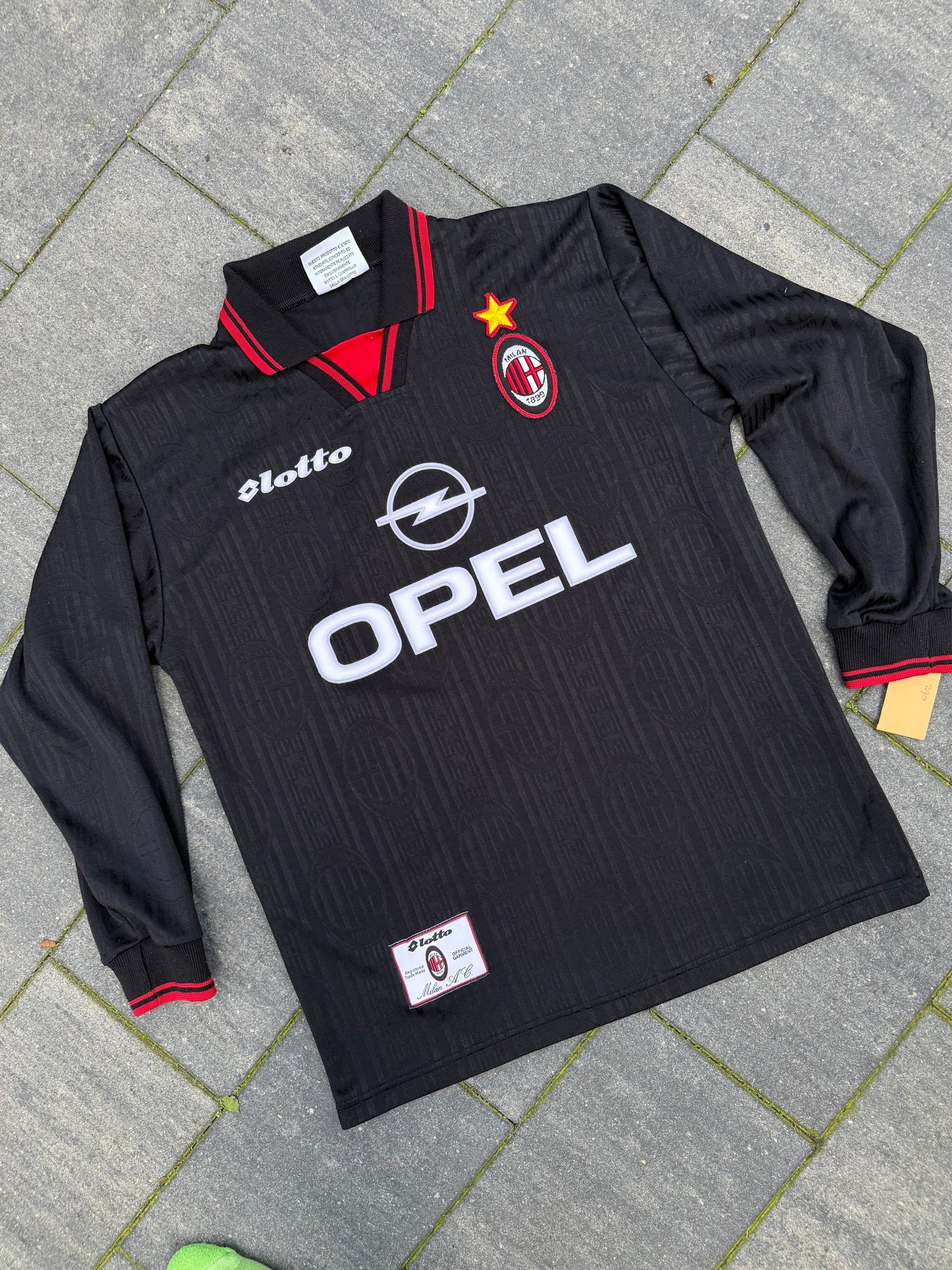 AC Milan 1997/1998 Third Shirt (M)