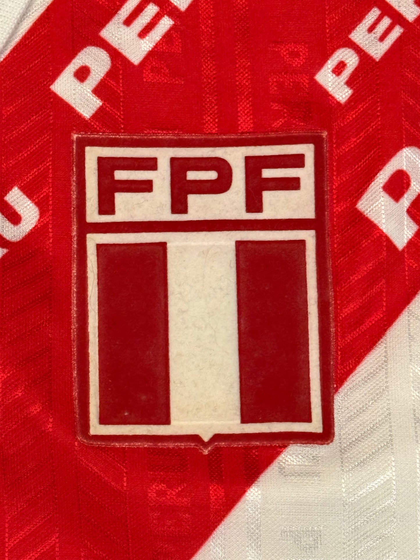 Peru 1996/1998 Home Shirt (M)