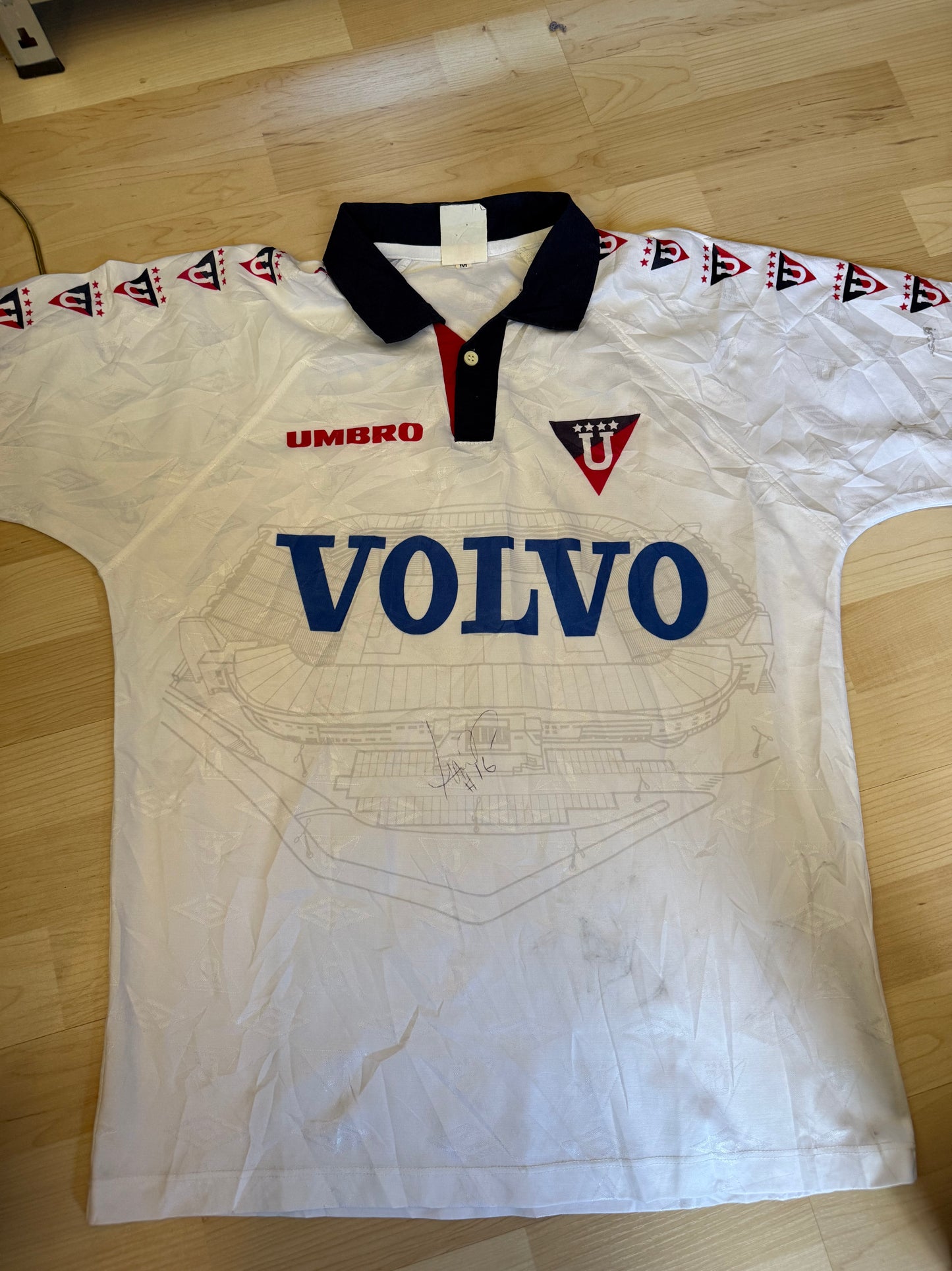 LDU Quito 1997 Home Shirt (L)