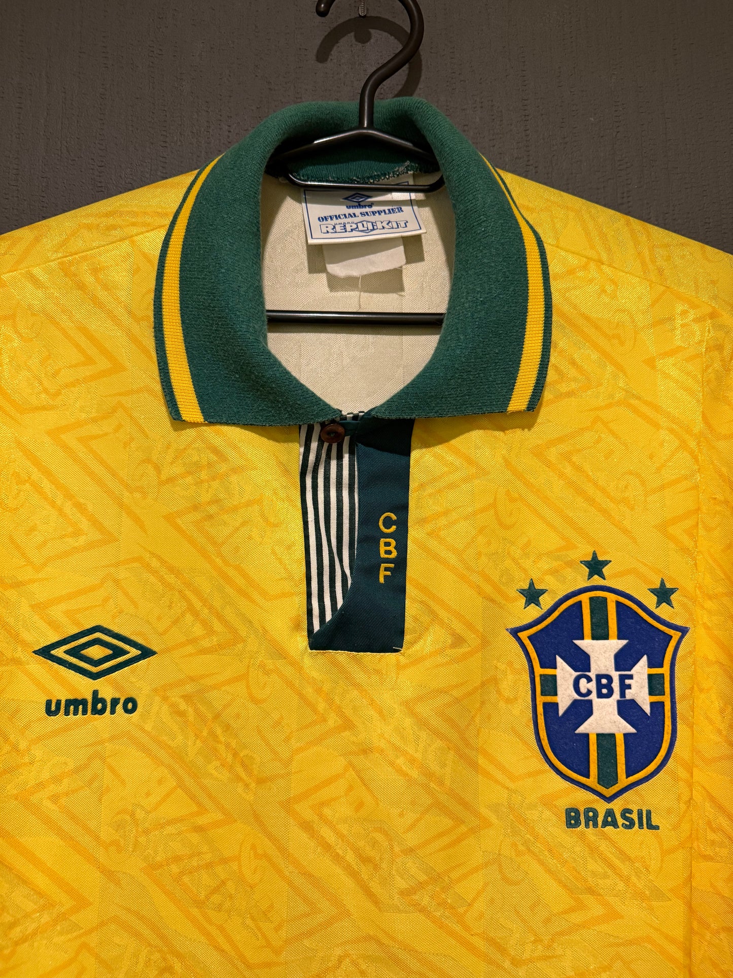 Brazil 1991/1993 Home Shirt (XL)