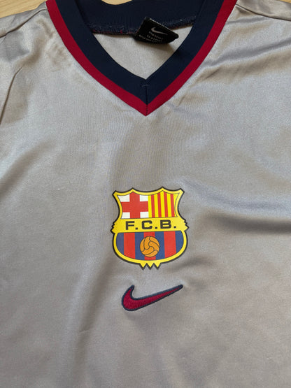 Barcelona 1999/2000 Away Shirt (#9 Kluivert) (M)