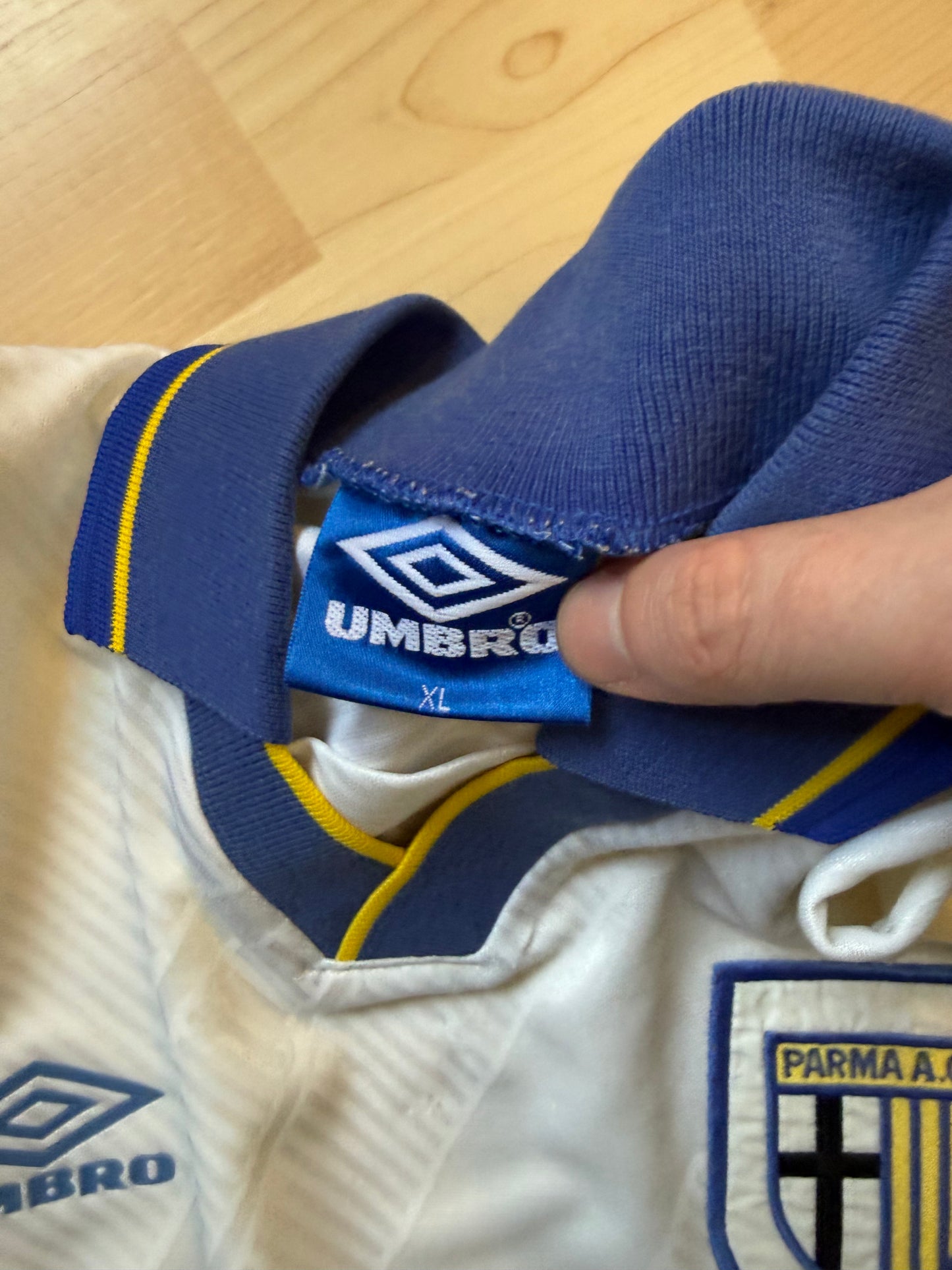Parma 1993/1995 Away Shirt (XL)