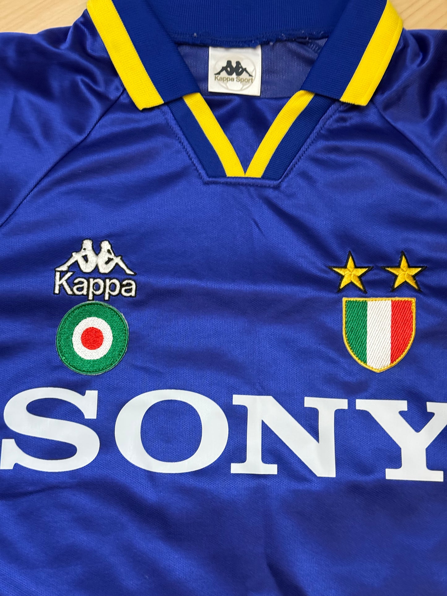 Juventus 1995/1996 Away Shirt Longsleeve (#10 Del Piero) (L)