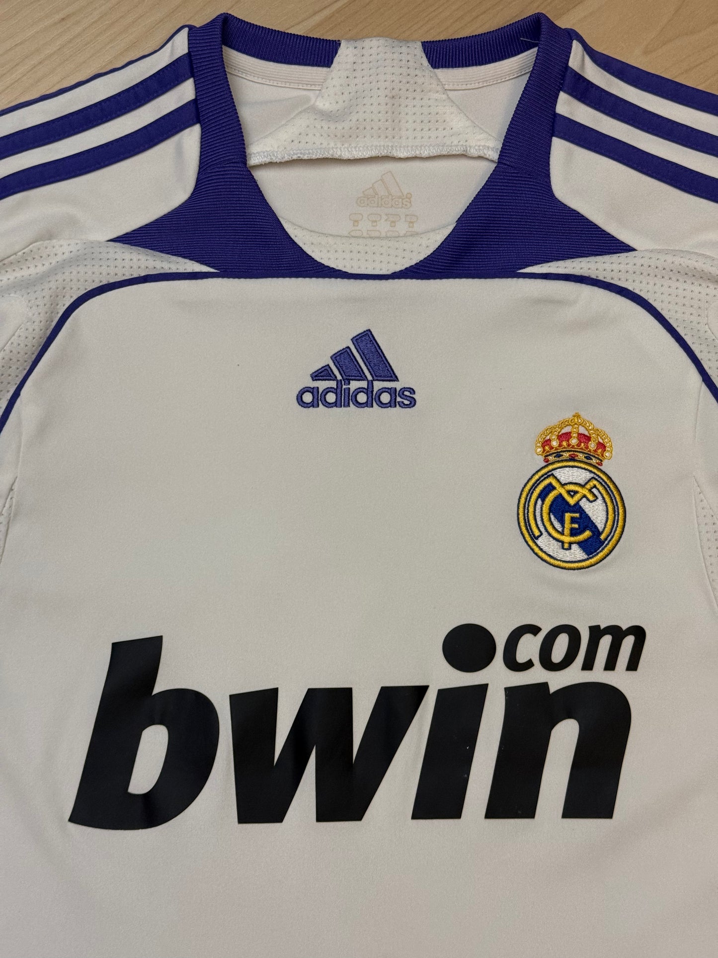 Real Madrid 2007/2008 Home Shirt (#23 Sneijder) (M)