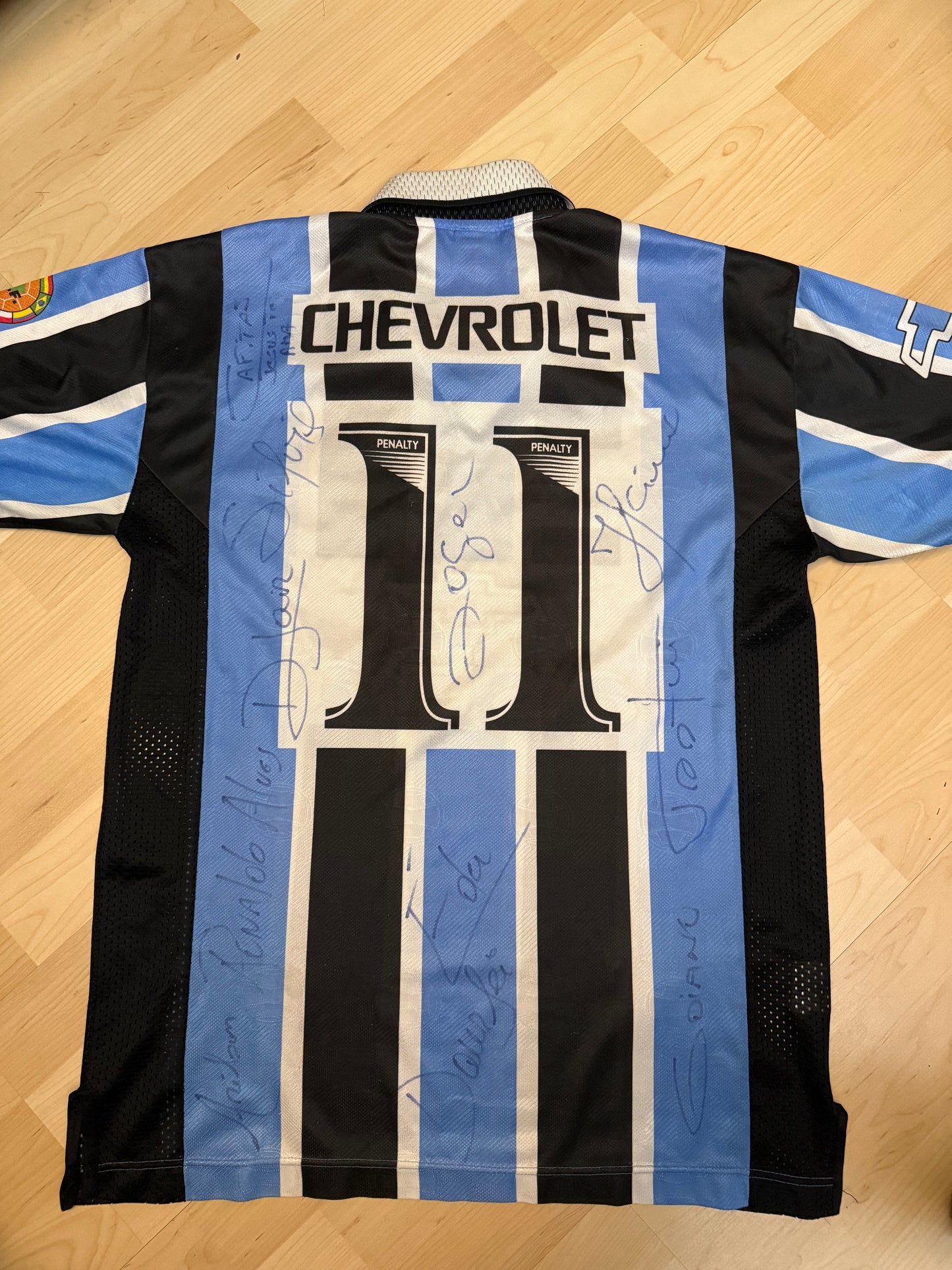 Gremio 1999 Home Shirt (Signed) (L)