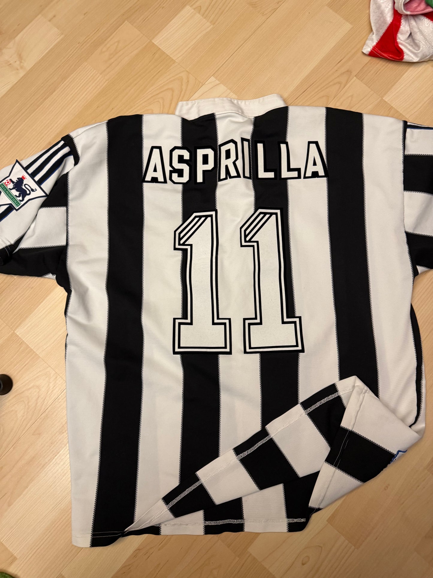 Newcastle United 1995/1997 Home Shirt (#11 Asprilla) (XL)