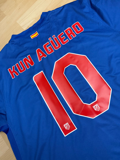 Atletico Madrid 2010/2011 Away Shirt (#10 Agüero) (XL)