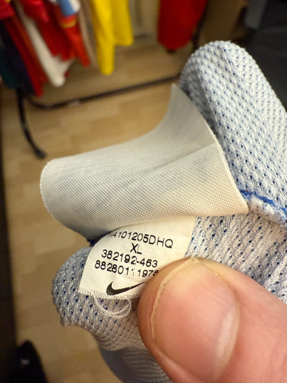 Atletico Madrid 2010/2011 Away Shirt (#10 Agüero) (XL)