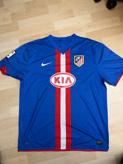 Atletico Madrid 2010/2011 Away Shirt (#10 Agüero) (XL)