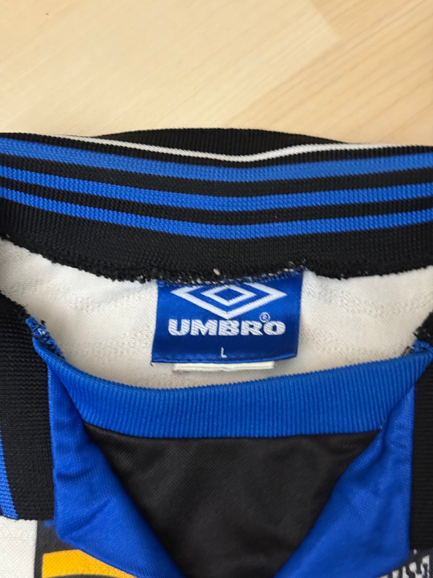 Inter Milan 1995/1996 Away Shirt (L)