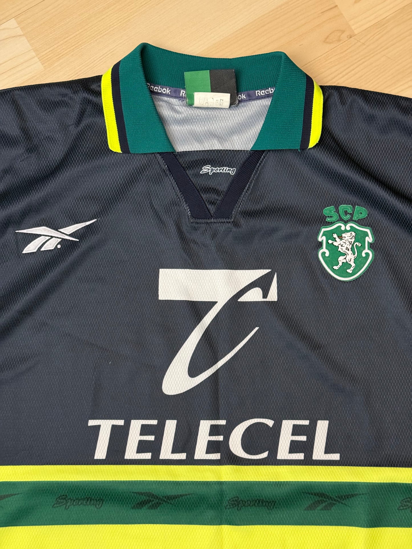 Sporting Lisbon 1998/1999 Away Shirt (XL)