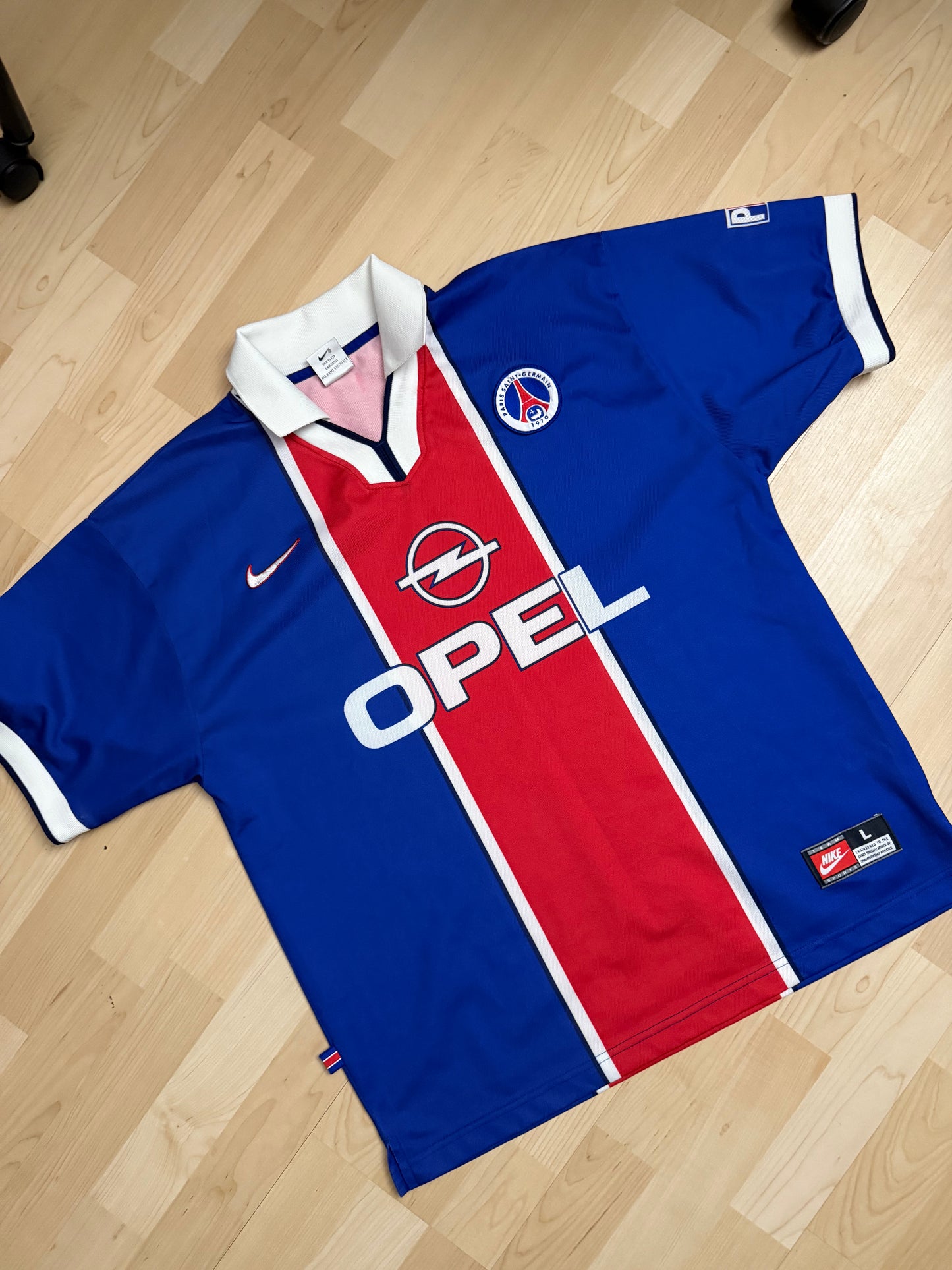 PSG 1996/1997 Home Shirt (L)