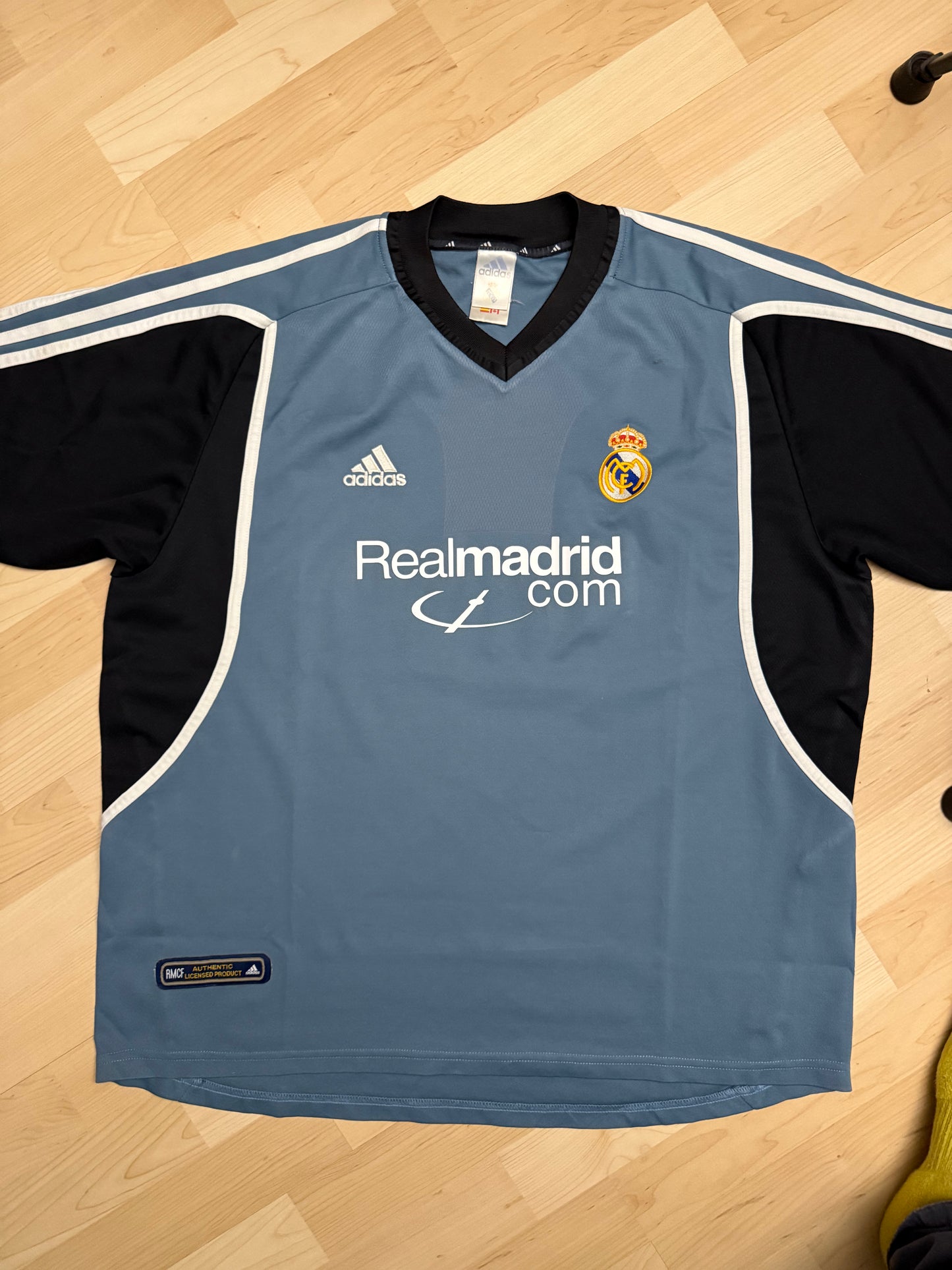 Real Madrid 2001/2002 Third Shirt (#5 Zidane) (XL)