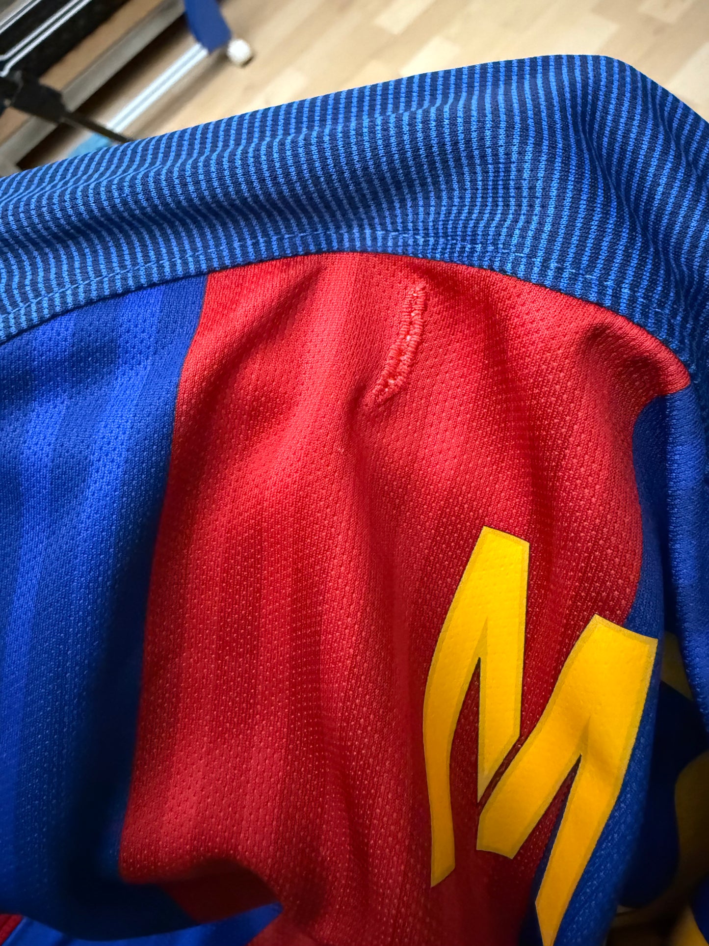 Barcelona 2015/2016 Home Shirt (#10 Messi) (M)