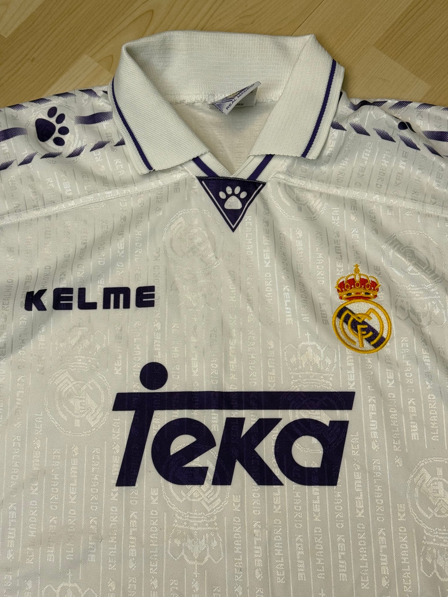Real Madrid 1996/1997 Home Shirt (L)