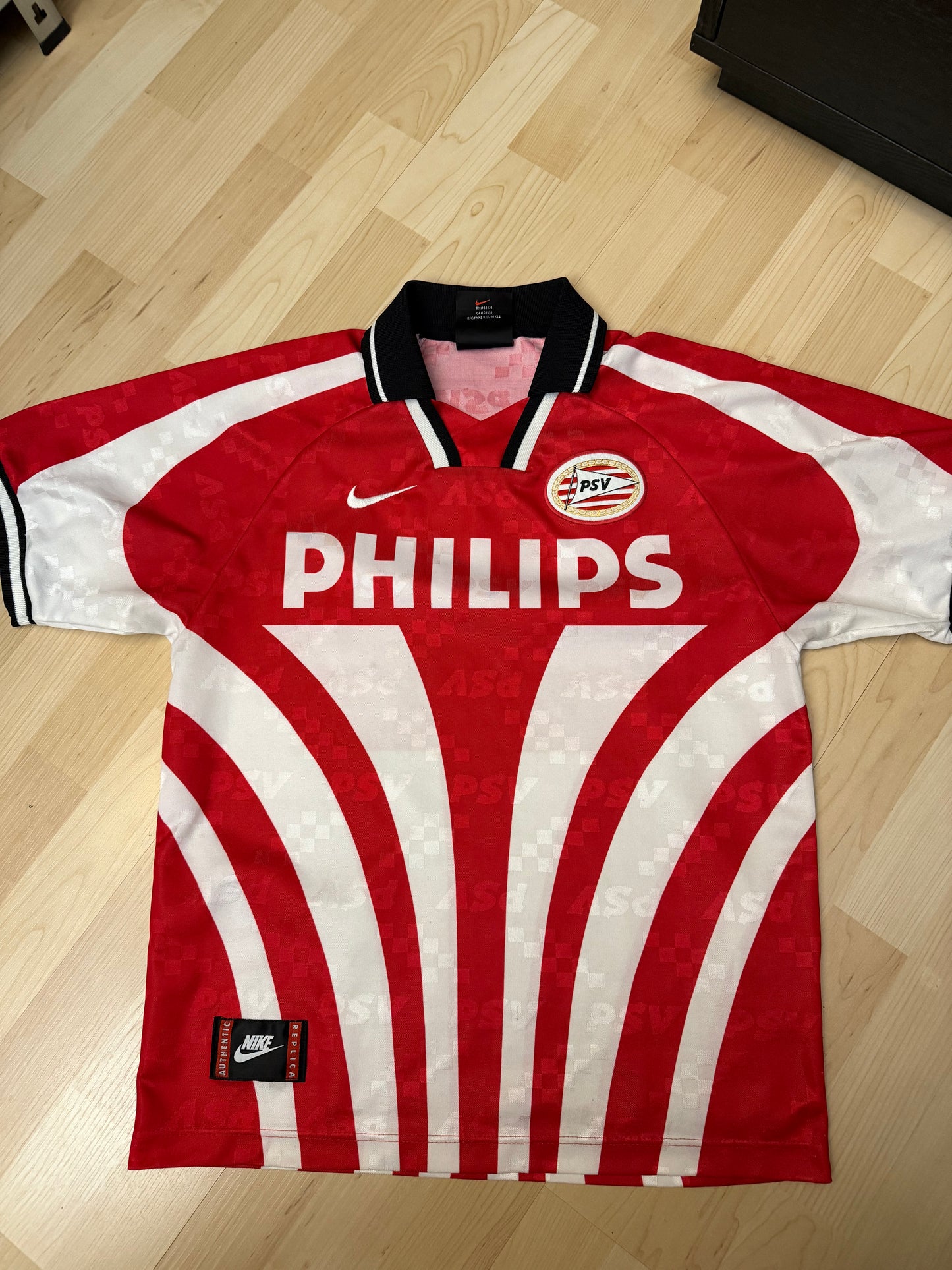 PSV 1996/1997 Home Shirt (M)