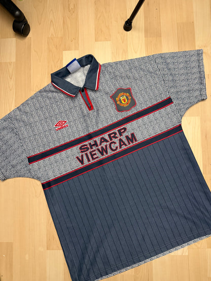 Manchester United 1995/1996 Away Shirt (XL)