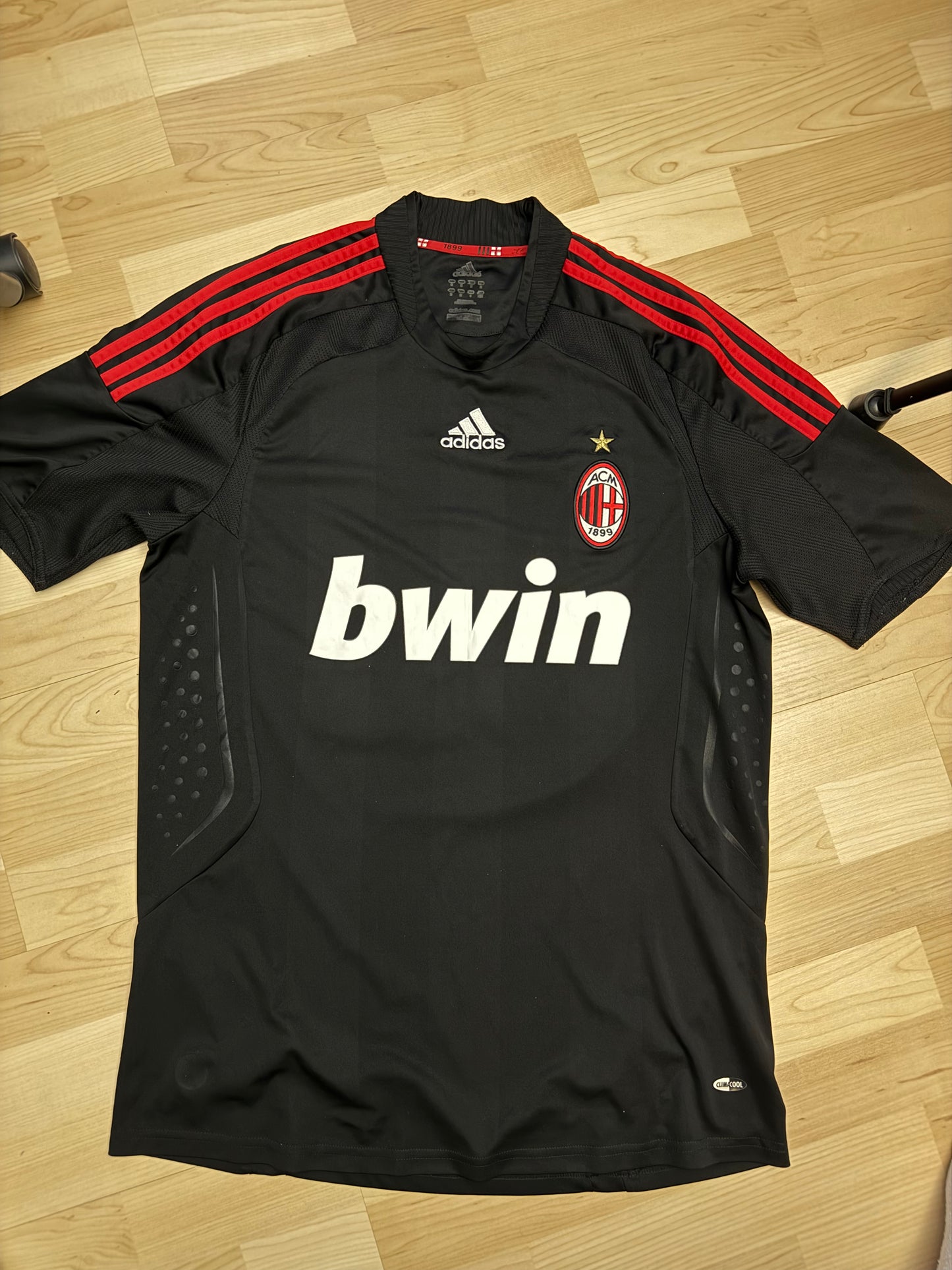 AC Milan 2008/2009 Third Shirt (#32 Beckham) (M)