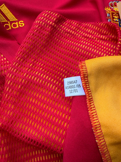 Spain 2002/2004 Home Shirt (#5 Puyol) (M)