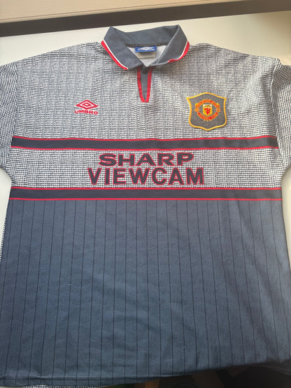 Manchester United 1995/1996 Away Shirt (L)