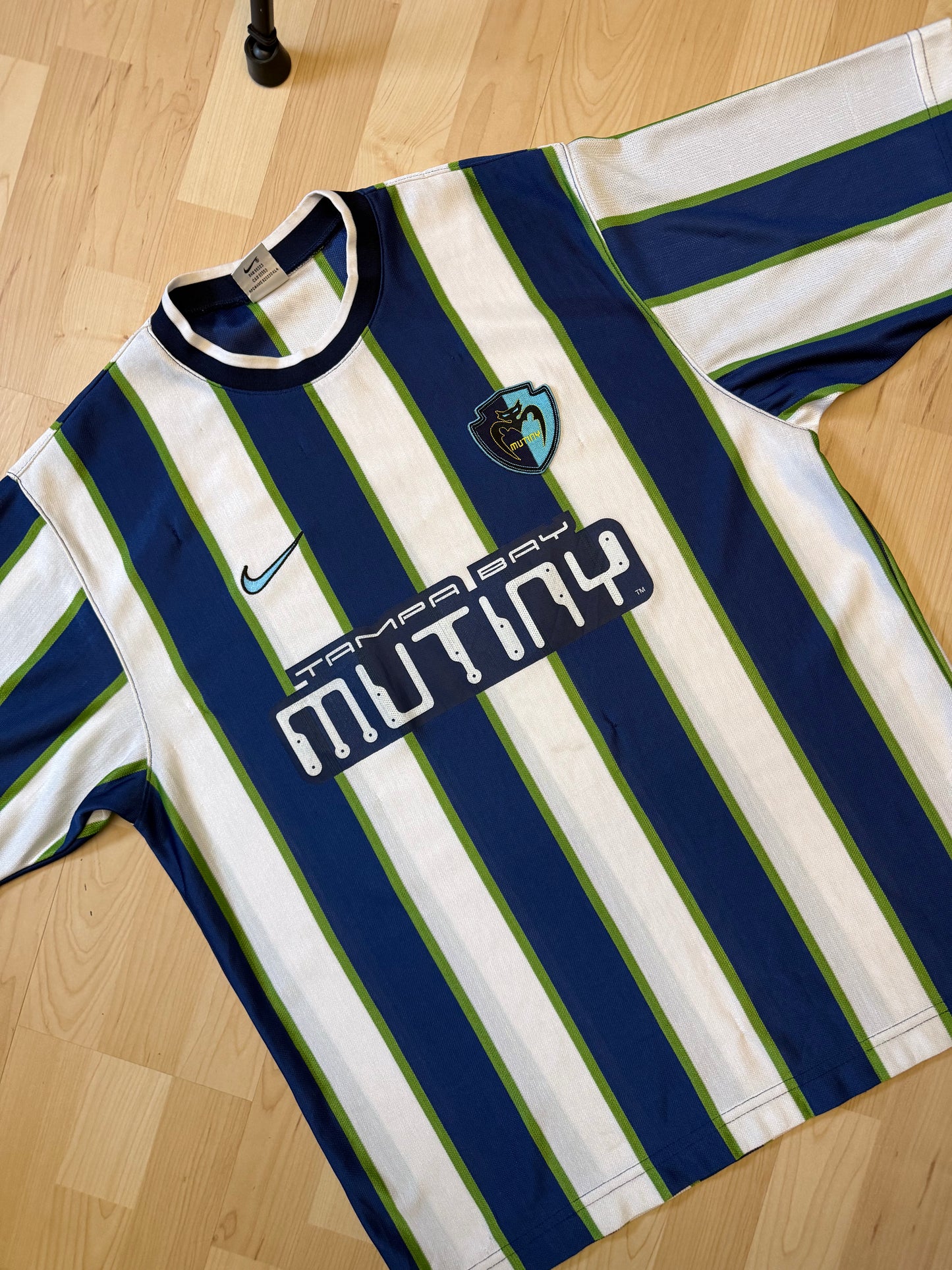 Tampa Bay Mutiny 1997 Away Shirt (L/XL)