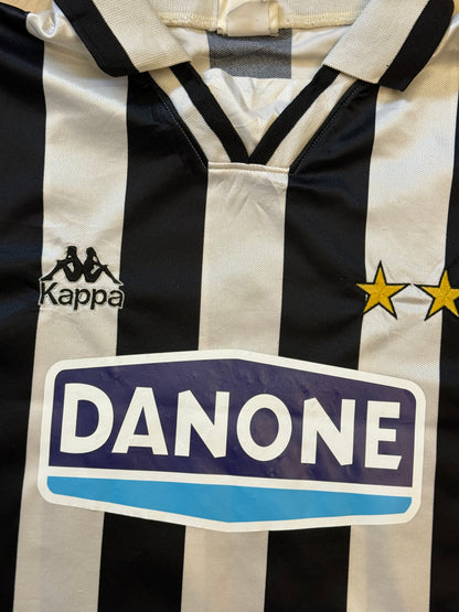 Juventus 1994/1995 Home Shirt (#10 Baggio) (L) (Jaspo)