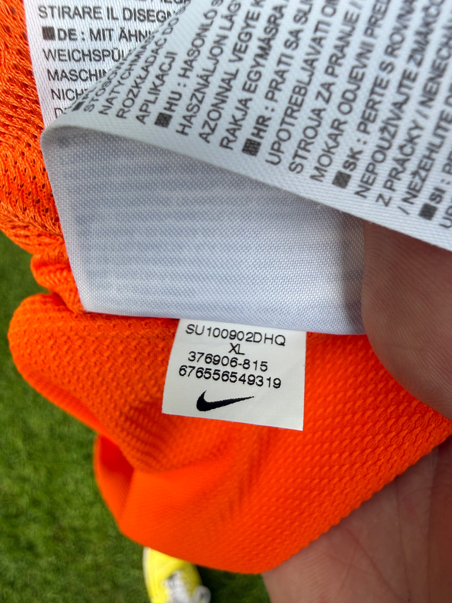 Netherlands 2010 Home Shirt (#11 Robben) (XL)