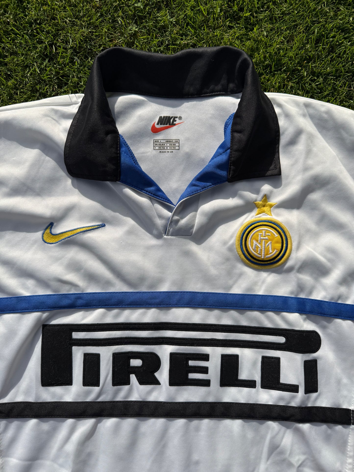 Inter Milan 1998/1999 Away Shirt (L)