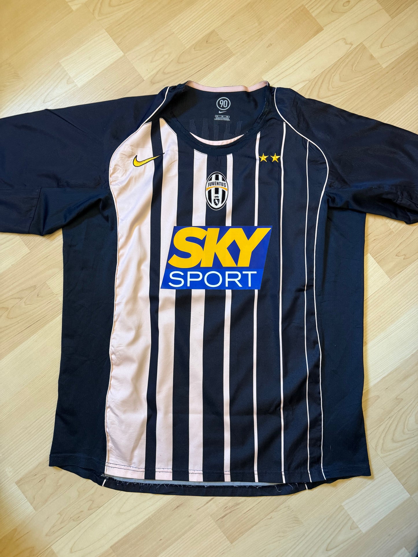 Juventus 2004/2005 Away Shirt (#9 Ibrahimovic) (XL)