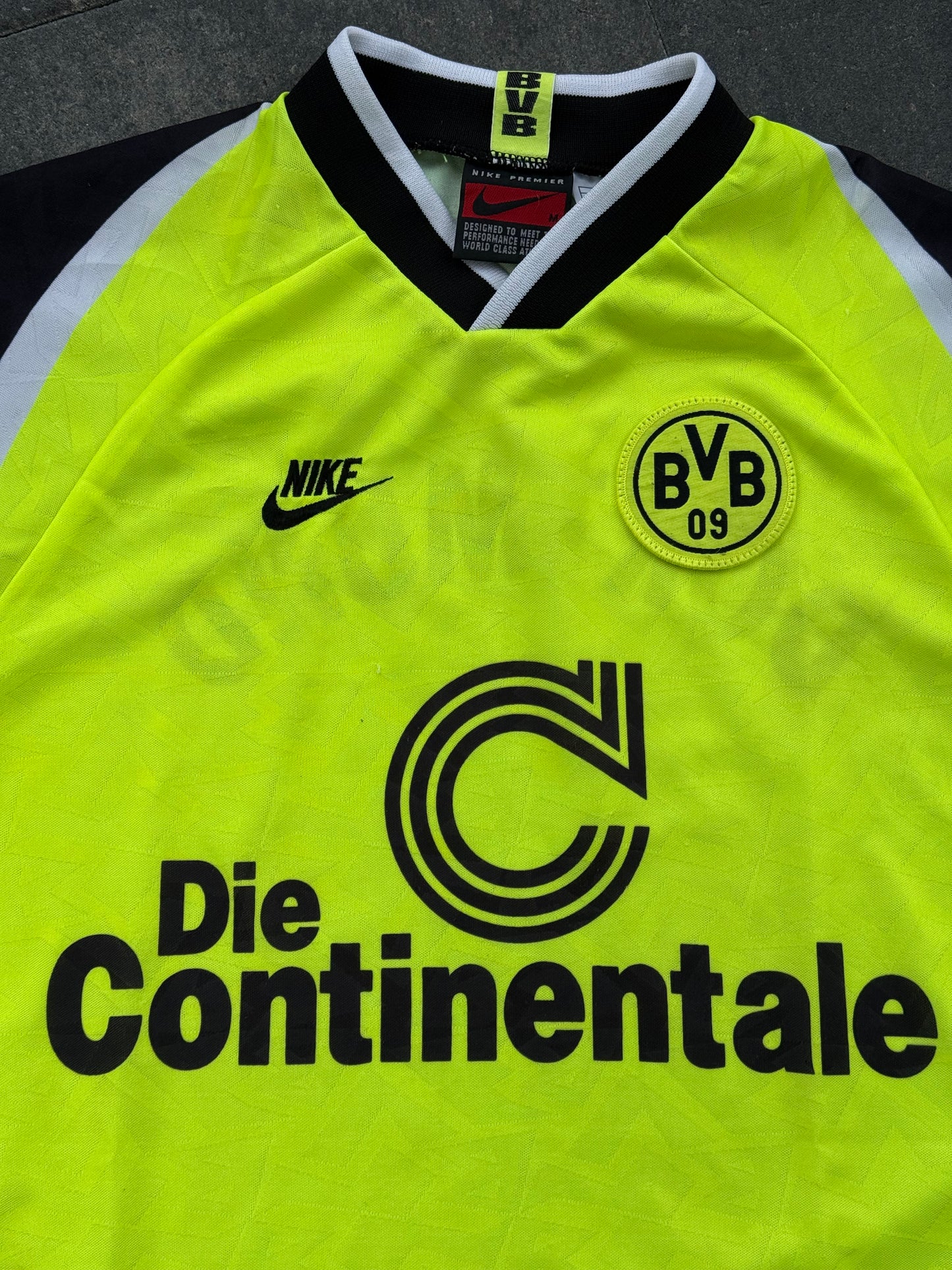 Dortmund 1995/1996 Home Shirt (M)