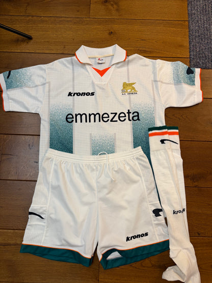 Venezia 1999/2000 Away Shirt (L) Included Shorts and Socks
