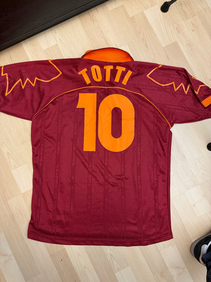 AS Roma 1999/2000 Home Shirt (#10 Totti) (L)