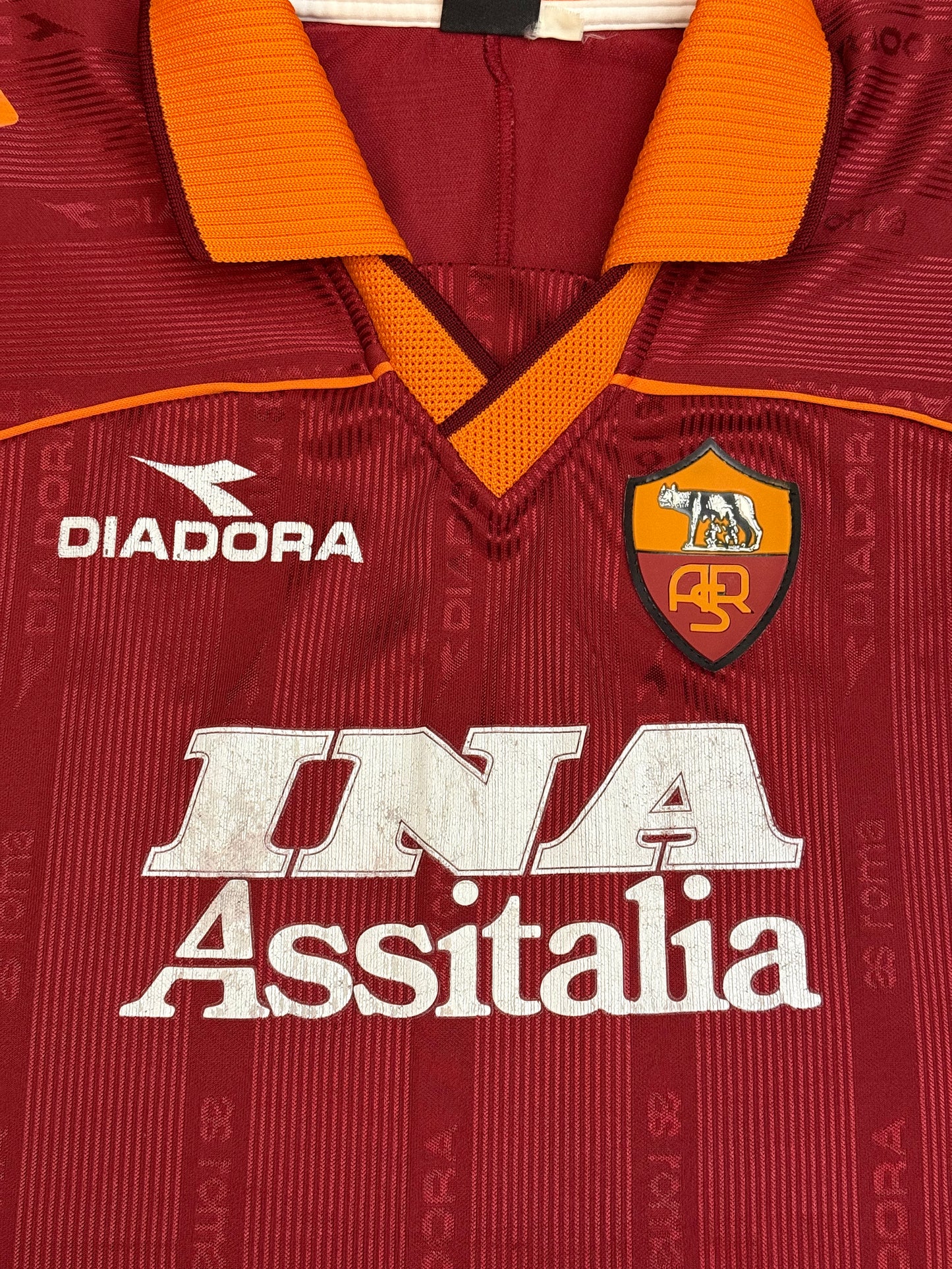 AS Roma 1999/2000 Home Shirt (#10 Totti) (L)
