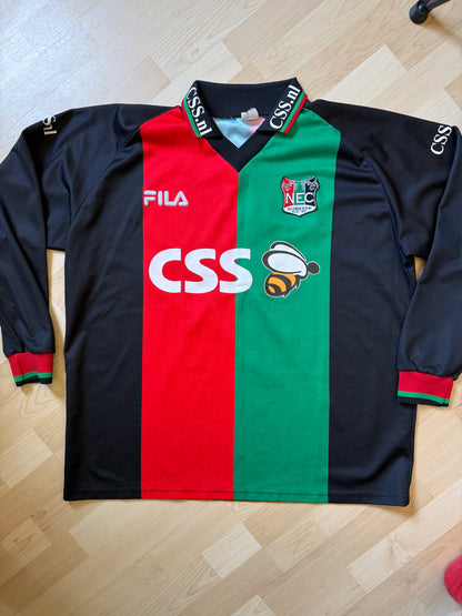 NEC Nijmegen 2001/2002 Home Shirt Longsleeve (XL)
