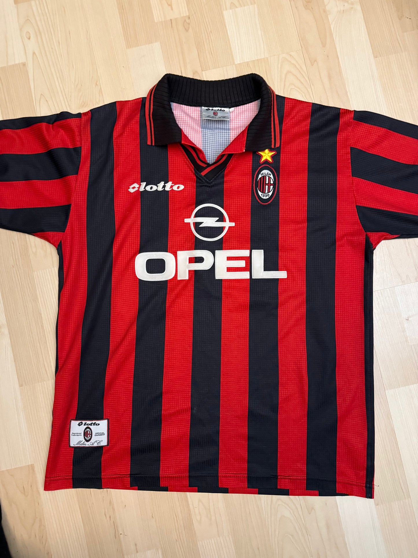 AC Milan 1997/1998 Home Shirt (#14 Weah) (XL)