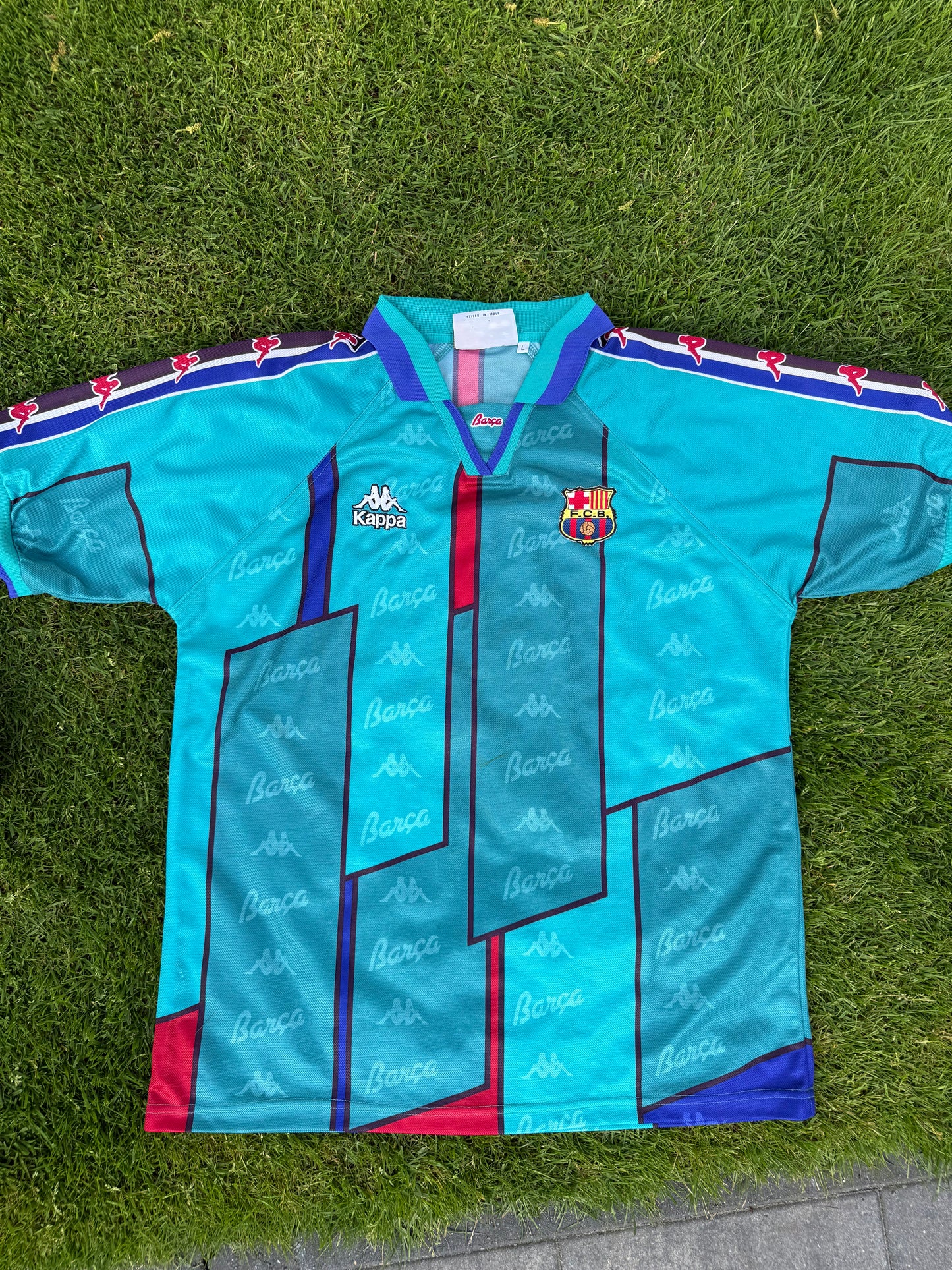 Barcelona 1995/1997 Away Shirt (L)