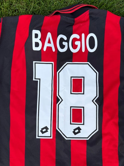 AC Milan 1996/1997 Home Shirt (#18 Baggio) (L)