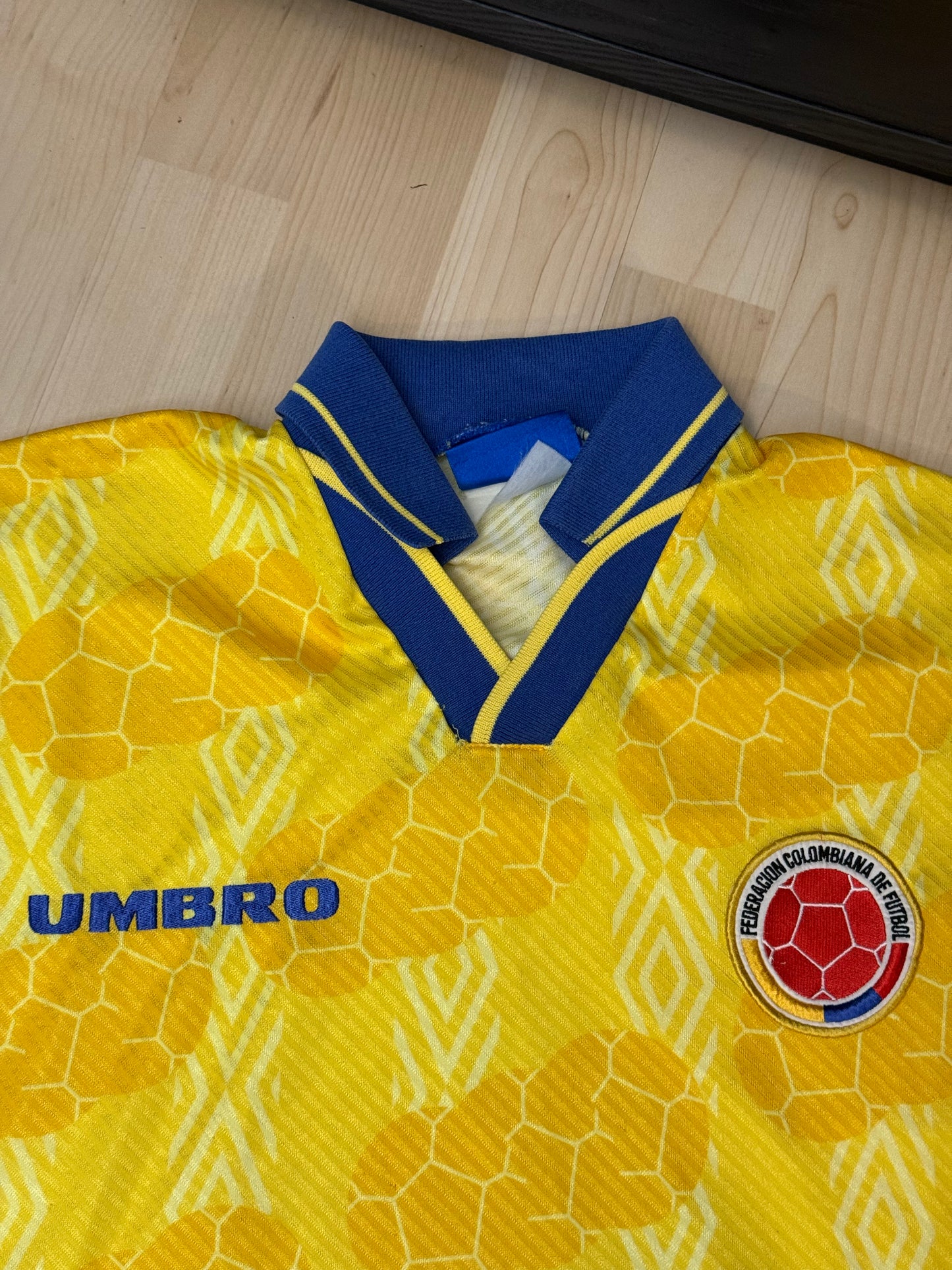 Colombia 1994 Home Shirt (XL)