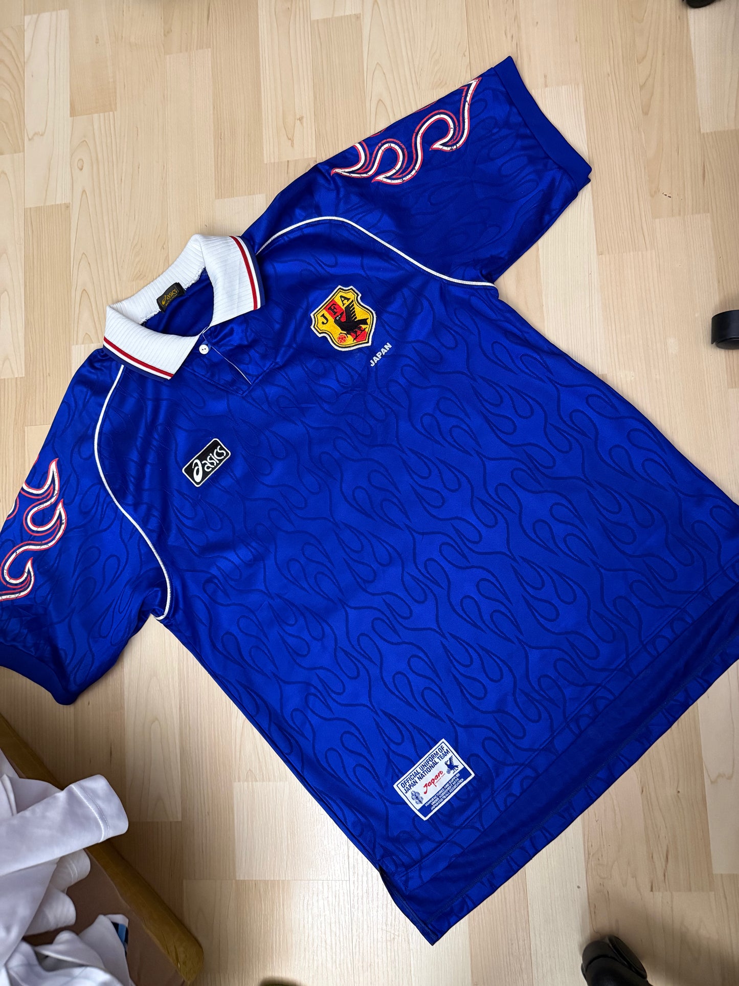 Japan 1998 Home Shirt (L)