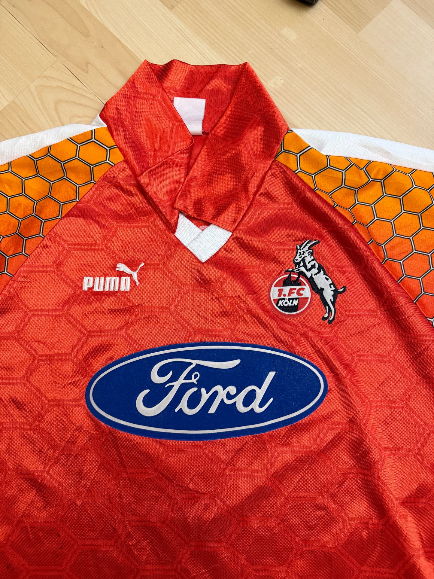 FC Köln 1997/1998 Home Shirt (#9 Polster) (XL)