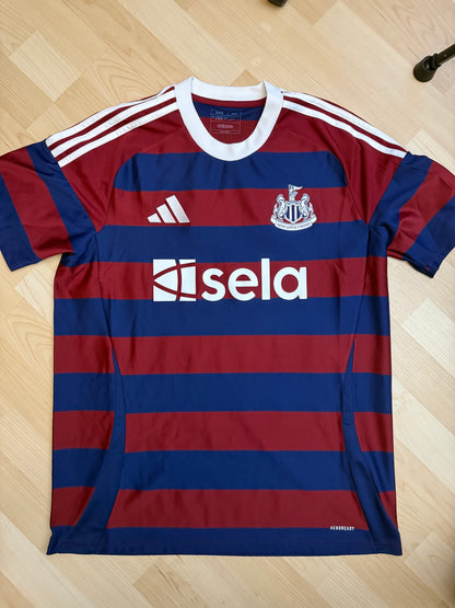 Newcastle United 2024/2025 Away Shirt (#14 Isak) (L)