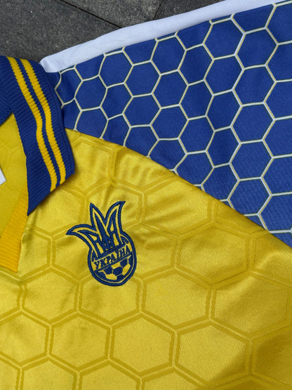 Ukraine 1997/1998 Home Shirt (Rare) (L)