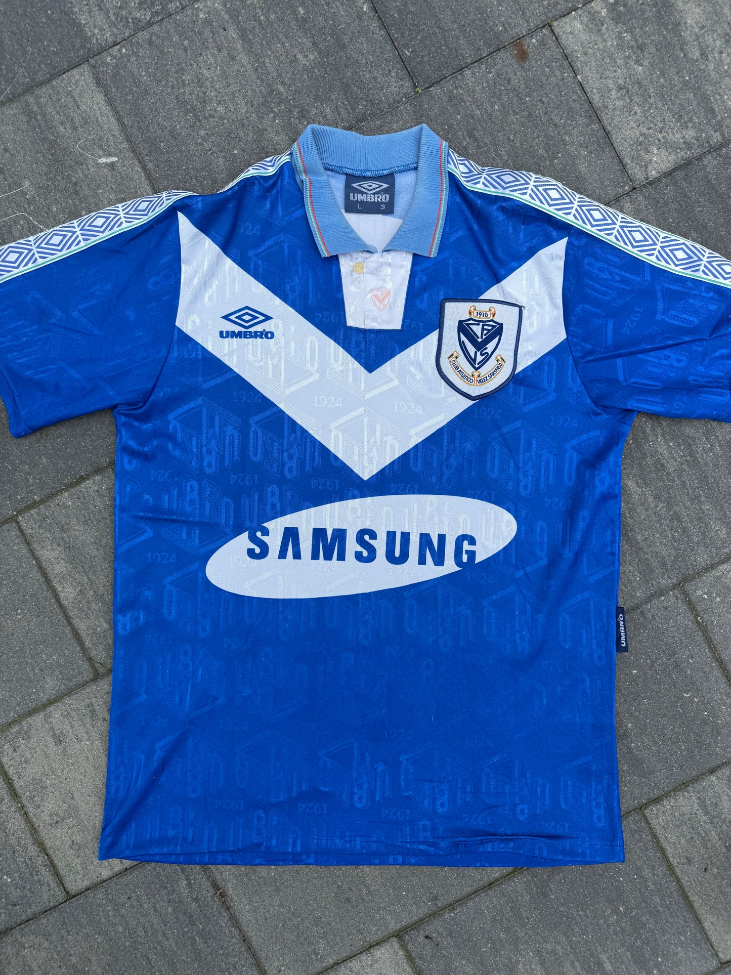 Velez Sarsfield 1994 Away Shirt (L)